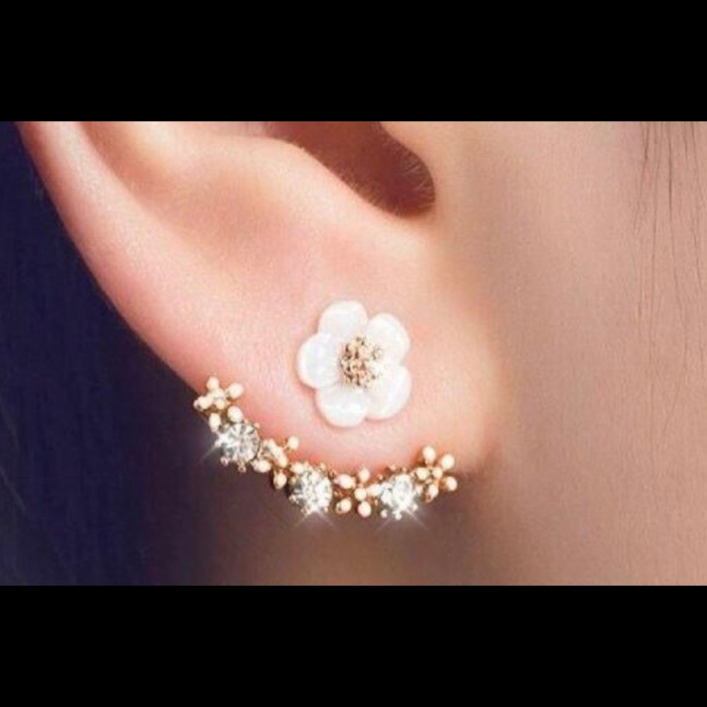 These earrings are so cute even for younger girls.